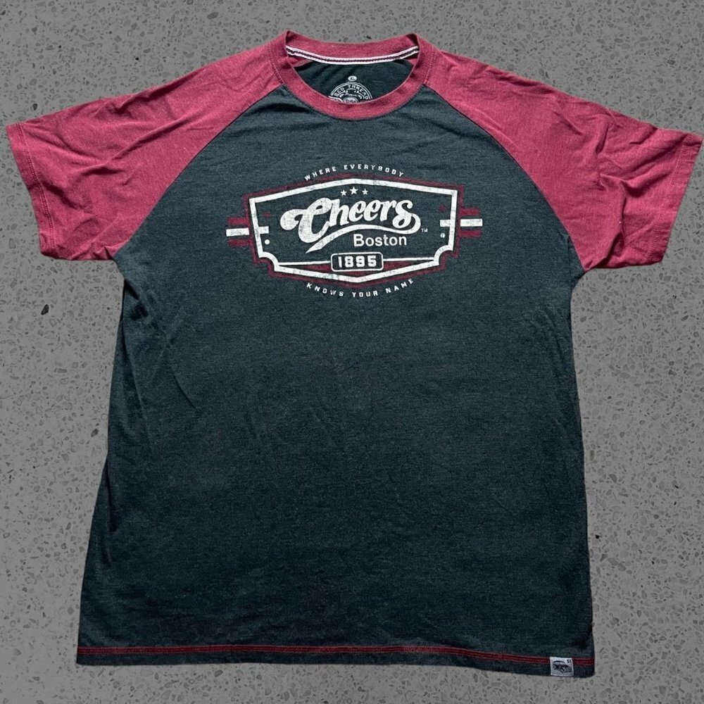 Cheers tourist bar t shirt
